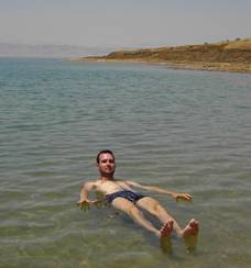 Obr. 3 až 6.  Mrtvé moře a okolí (území Jordánska)