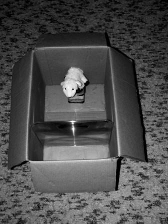 Obr 3. Krabice s Fresnelovou čočkouFresnelova čočka