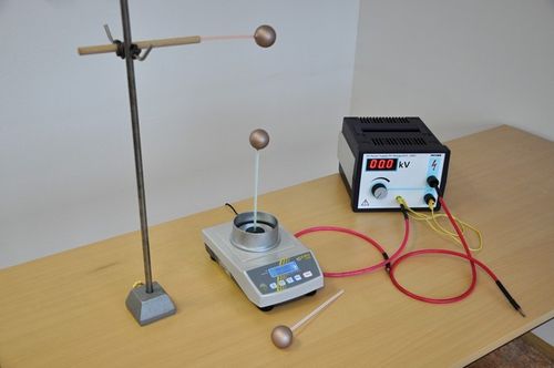 Obrázek - Koudelková V., Dvořák L.: Tři experimenty inspirované miskoncepcemi SŠ studentů v elektřině a magnetismu