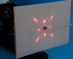 Josef Hubek  : Superjasn LED  - Obr. 18 Odraz laserovho paprsku