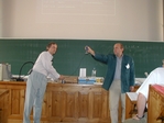 Veletrh npad uitel fyziky VII - tvrtek 29. srpna 2002